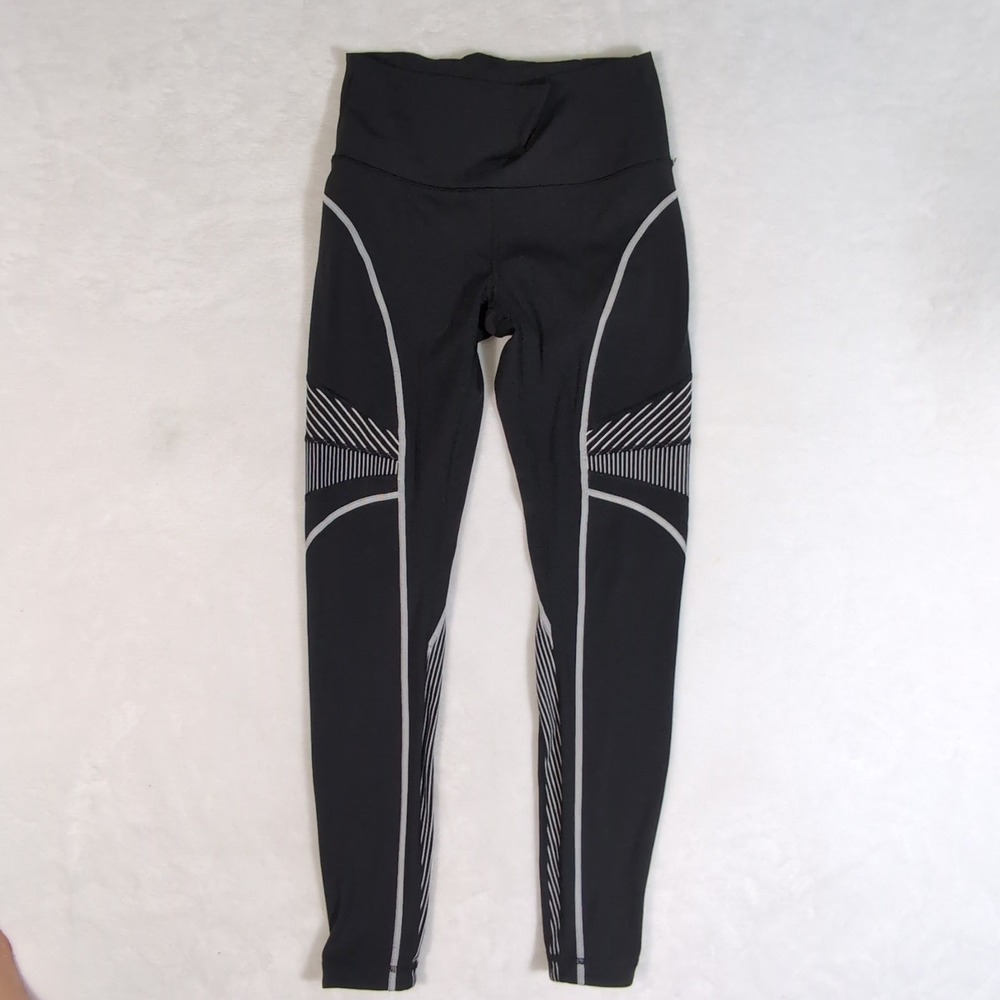 Lululemon Channel Your Energy Tight Luxtreme Womens 8 Black Reflective 28" EUC